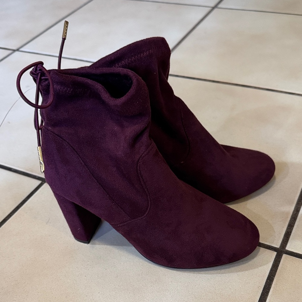 Elegant Women's burgundy Ankle Boots